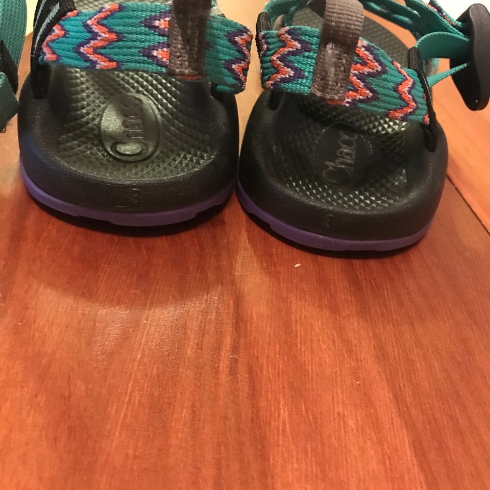 Kids size 3 (women’s 5) Chacos!